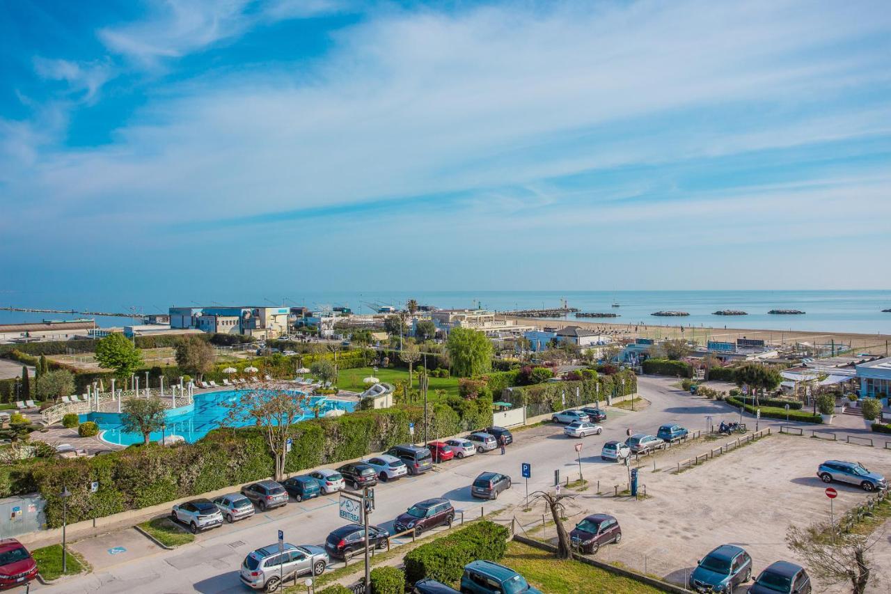 Hotel Eritrea Cesenatico Dış mekan fotoğraf